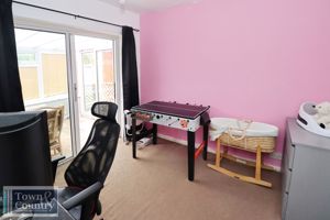 RED BARN ROAD- click for photo gallery